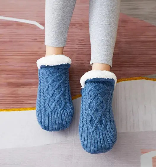 Ultra-Soft Knitted Warm Slippers for Home Comfort